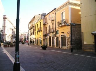 Пешеходная зона в Беневенто.