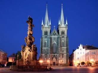 Ночь в центре города Хрудим.