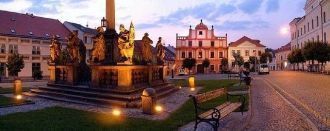 Чумная колонна ночью.