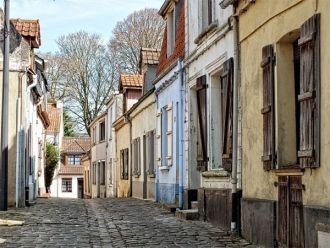 Монтрёй, Франция.