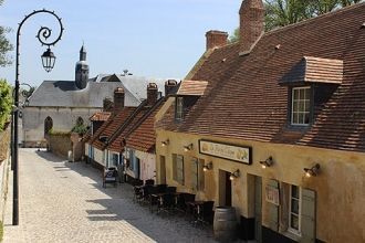 Монтрёй, Франция.