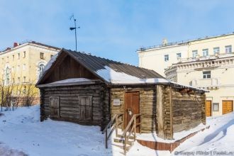 Деревянная изба