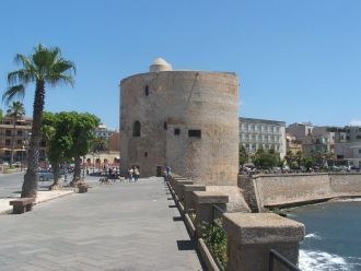 Башни и валы в Альгеро.