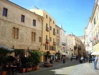 Улица в г. Альгеро.