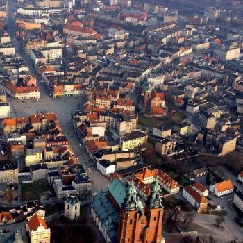 Город Гнезно с высоты