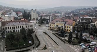 Вид сверху на город Залэу.