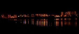 Волгодонск. Ночной вид моста через залив