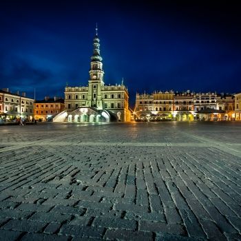 Ратуша ночью