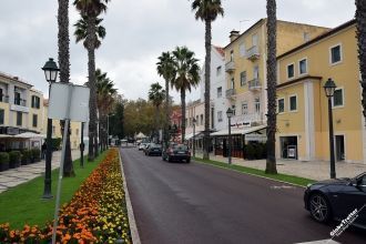 Улица к морю.