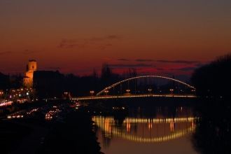 Город Дьёр ночью.