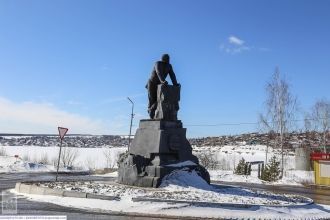 Памятник графу Шувалову.