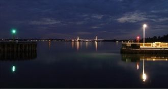 Ночная жизнь в городе Фредерисия.