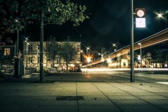 Ночная жизнь в городе Фредерисия.