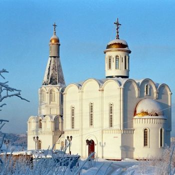 Морской православный храм Спас-на-водах.