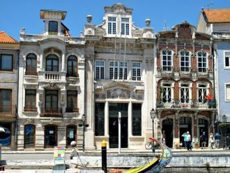 Достопримечательность Авейру.