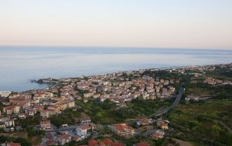 Бельведере-Мариттимо с высоты птичьего п