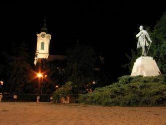 Бекешчаба ночью.