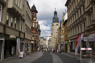 На улице города Халле.