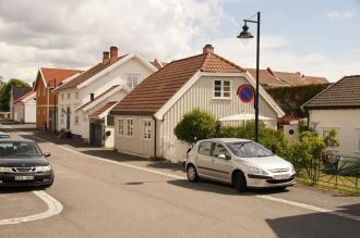 Прогуливаясь жилыми кварталами Ларвика.