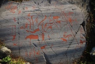 Древние наскальные рисунки в Алте.
