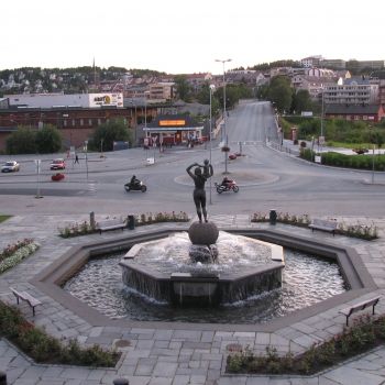 Центр Нарвика.