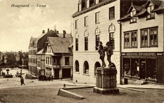 Старое фото Хёугесунна.