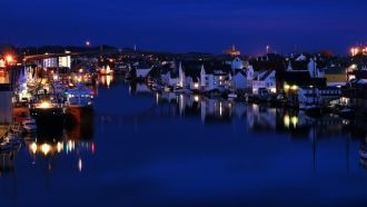 Хёугесунн ночью.