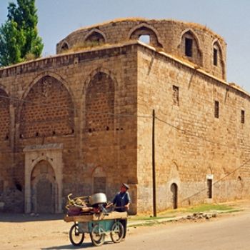 Армянская церковь Святой Троицы, в армян