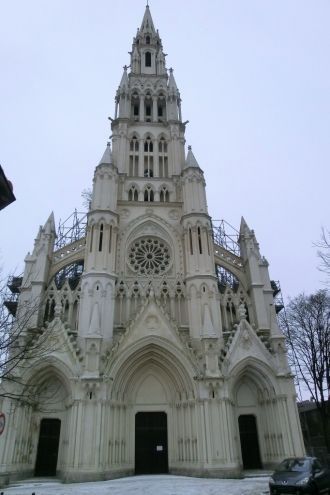 Базилика Нотр-Дам-дю-Сент-Шнур.