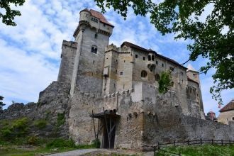 Замок в&nbsp;Мёдлинге.