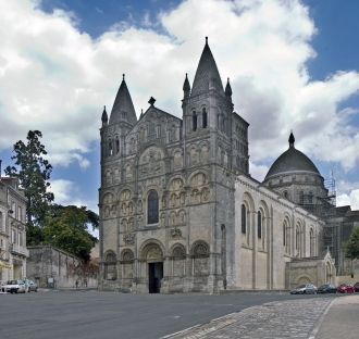 Ангулемский собор.