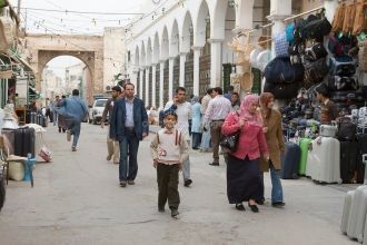 Местные жители города Триполис.