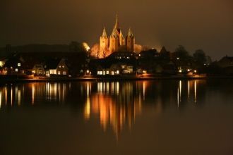 Калуннборг и его замки, ночью.