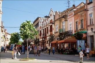 Жители и гости Ужгорода.