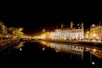 Ночной город Кемпер.