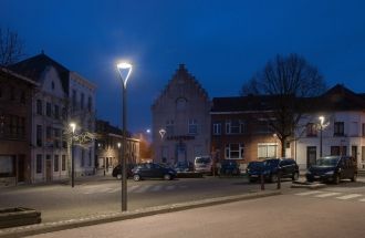 Город Тинен ночью.