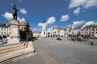 Площадь Кркношова