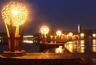 Фошань ночью.