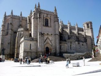 На улицах города