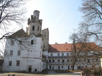 Бржецлавский замок.