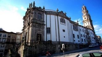 Иданья-а-Велья Башня Клериков в Ковильян