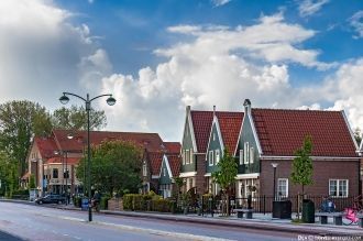 Улица Волендама.