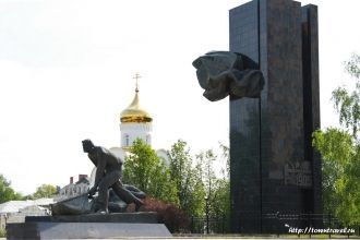 Памятник борцам революции в Иваново.