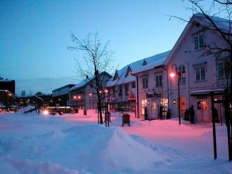 Эльверум ночью.