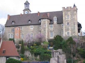 Франция. Монлюсон, замок герцогов де Бур