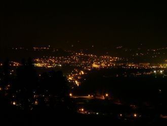 Город Фелгейраш ночью.