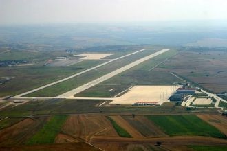 Аэропорт Чорлу с высоты.