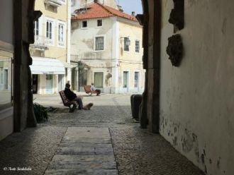 На одной из улиц Алкобаса.