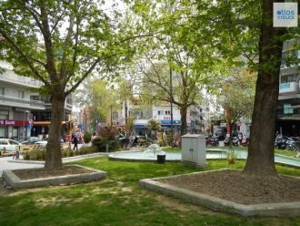 На улице города Катерини.