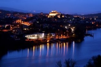 Ночной город Валенса.